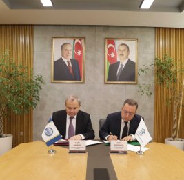 
Бакинский госуниверситет и Центр труда ОИС подписали меморандум