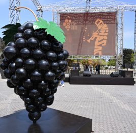 Впервые в Баку: В Приморском национальном парке начался фестиваль джаза и вина