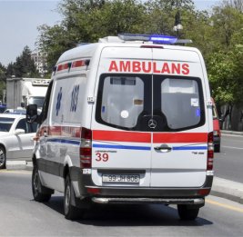 В Баку школьник ранил своего сверстника