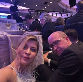 Посол Украины оказалась свидетелем стрельбы на ужине с участием Трампа