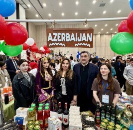
Азербайджан представлен на благотворительной ярмарке СВМДА в Астане