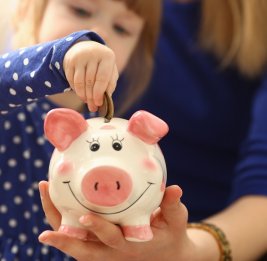 В России изменили условия выплат мигрантам единого пособия на детей