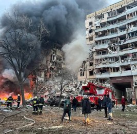 Число погибших при ударах ВС РФ по Днепру возросло до девяти