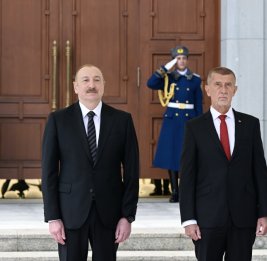 
В Габале состоялась церемония официальной встречи Премьер-министра Чехии Андрея Бабиша