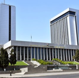 
Милли Меджлис приступил к обсуждению 11 вопросов