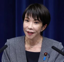 
Премьер Японии призвала не экономить на энергоресурсах, несмотря на закрытие Ормуза