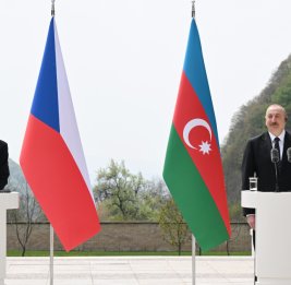 
Премьер-министр Чехии: Наш национальный энергетический оператор намерен закупать природный газ у Азербайджана