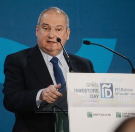 
Испания призывает покупать авиабилеты прямо сейчас