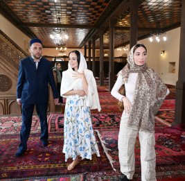 Лейла Алиева и Арзу Алиева посетили в Шеки Ханскую мечеть