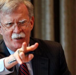 Экс-советник Трампа призвал вооружить иранскую оппозицию