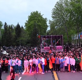 Огни на воде и дух победы