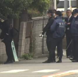 
В Японии мужчина с молотком напал на школьников и распылил газ на полицейских