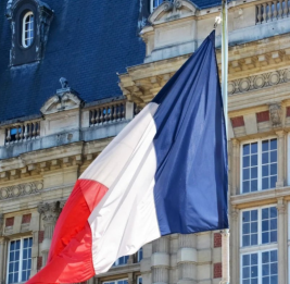 Французов призывают срочно покинуть Мали