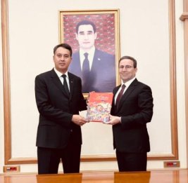 Азербайджан и Туркменистан рассмотрели вопросы транспорта и телекоммуникаций