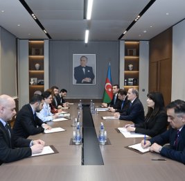 Азербайджан и Колумбия укрепляют политический диалог