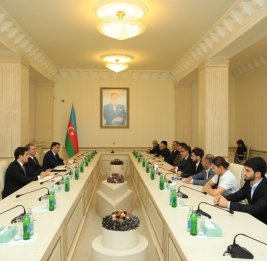 Достойные похвалы