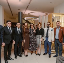 Bentley Baku представил новые работы Рашада Мехдиева
