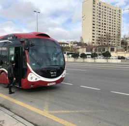 В Баку из-за ремонта дорог изменится движение 7 автобусных маршрутов
