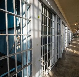 
В Греции в результате драки в тюрьме двое погибли, 11 арестованы