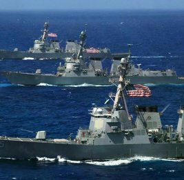CENTCOM: Два американских торговых судна пересекли Ормузский пролив