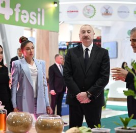 Президент Ильхам Алиев ознакомился с 19-й выставкой Caspian Agro Week и 31-й выставкой InterFood Azerbaijan