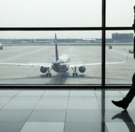 
Аэропорты Москвы приостановили полеты