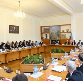 Фархад Абдуллаев: Конституция, подготовленная под руководством Великого лидера, открыла широкие возможности развитию государственности
