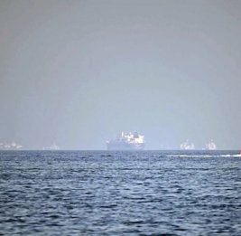 
Из-за атаки на контейнеровоз в Ормузе пострадали 7 членов экипажа из Филиппин