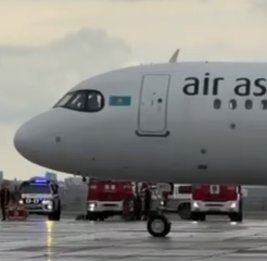 
Самолет Air Astana совершил вынужденную посадку в Актобе из-за отказа двигателя