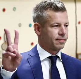 Петер Мадьяр вступает в должность премьера Венгрии
