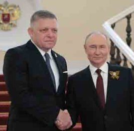 Фицо рассказывает Путину о путешествии в Москву