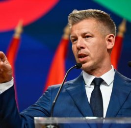 
Новый лидер Венгрии сам себе сократил срок