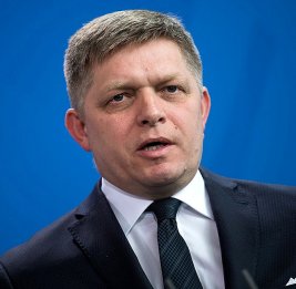 Фицо обратился к Зеленскому