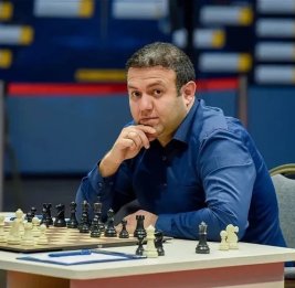 
Рауф Мамедов входит в первую тройку турнира в Бухаресте