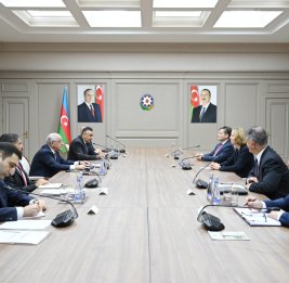 
Премьер-министр Али Асадов встретился с делегацией bp
