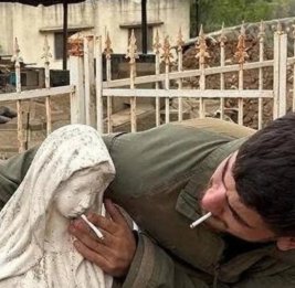 
Израильских военных наказали за осквернение статуи Девы Марии в Ливане