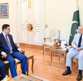 Премьер-министр Пакистана принял министра юстиции Азербайджана