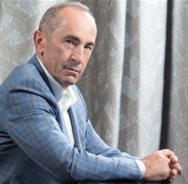 В Армении сторонников партии Кочаряна обвинили в подкупе избирателей