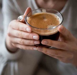 Названа простая ежедневная привычка, снижающая риск деменции на 35%