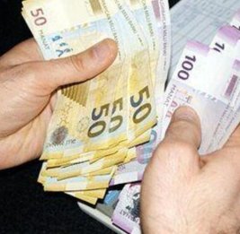 В Азербайджане рассматривают возможность повышения минимальной зарплаты