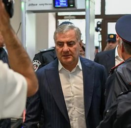В Армении задержали 10 сторонников Карапетяна