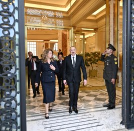 
Президент Ильхам Алиев встретился с Президентом Болгарии