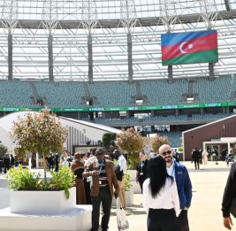 Второй день работы WUF13