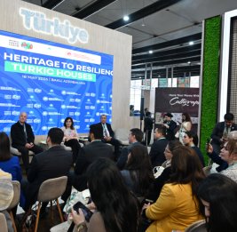 В рамках WUF13 начала работу панельная сессия на тему &laquo;От наследия к устойчивости: Тюркские дома&raquo;