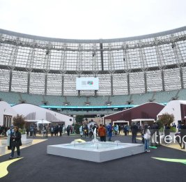 
В Баку проходит пятый день WUF13
