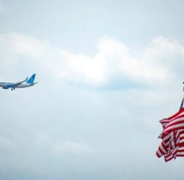 США разрешили въезд американцев из пораженных Эболой стран через один аэропорт