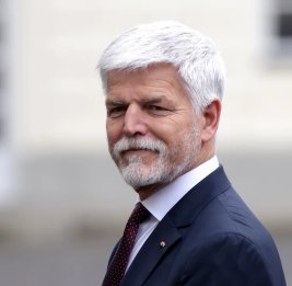 
Президент Чехии обеспокоен непредсказуемостью решений США в рамках НАТО