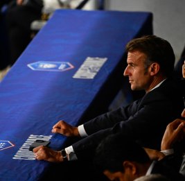 Макрона освистали на финале Кубка Франции по футболу
