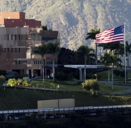 
В Каракасе прошли учения по защите посольства США