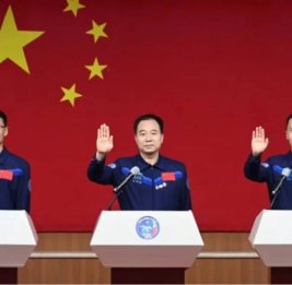 
Китай впервые отправит астронавта на годовую миссию на Tiangong